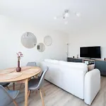 Apartment Park Podolski Deluxe By Bookinghost