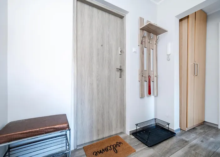 Апартаменти Park Podolski Deluxe By Bookinghost