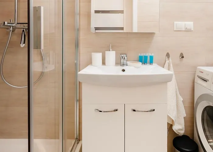 Park Podolski Deluxe By Bookinghost Lägenhet